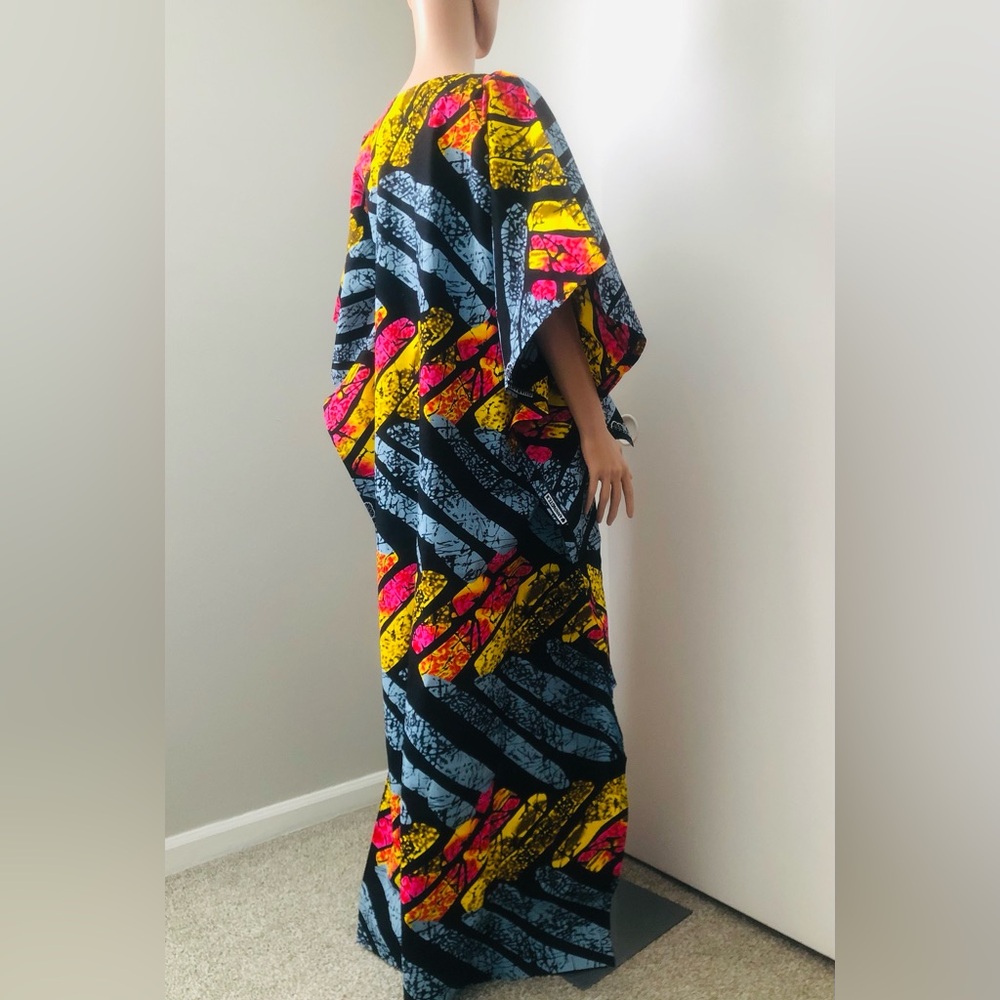 Bold Multicolor African High/Low Top - Picture 3 of 14